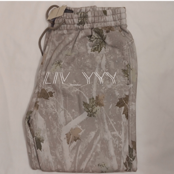 RARE Abercrombie light grey camo essential sweatpants (M) print not sold anymore - Picture 4 of 6